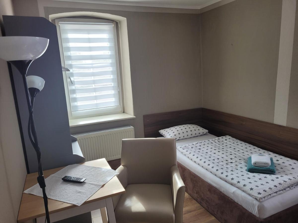 Hotel Und Pension Al Dente Nunchritz 外观 照片